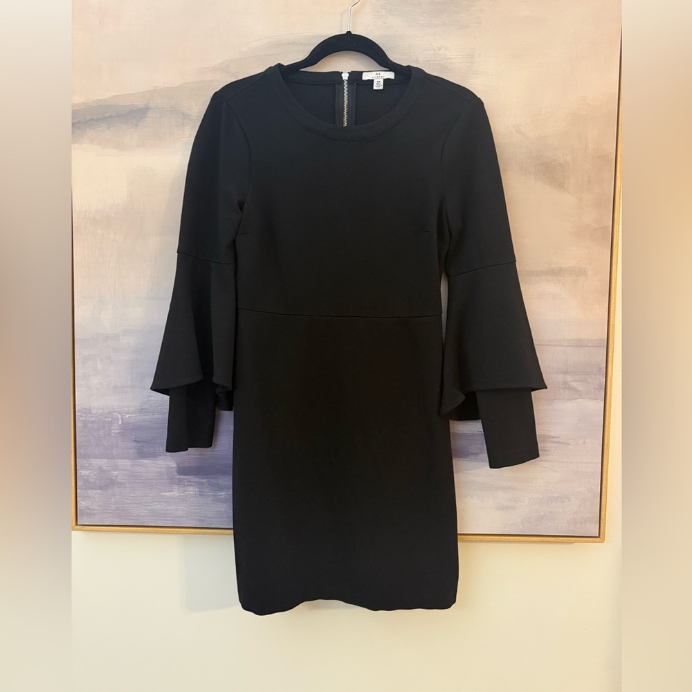 Halston Black Long Bell Sleeve Dress‎